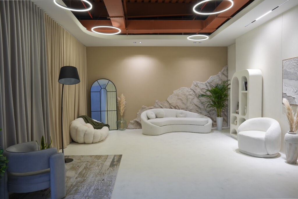 Artio lounge and content set with sculptural seating
